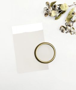 MADE-BY-PAINT-MINERAL-PAINT-CANVAS-CREAM